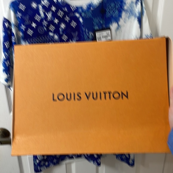 Louis Vuitton blue bandana shirt like brand new worn for 30 mins men’s medium - Picture 10 of 12